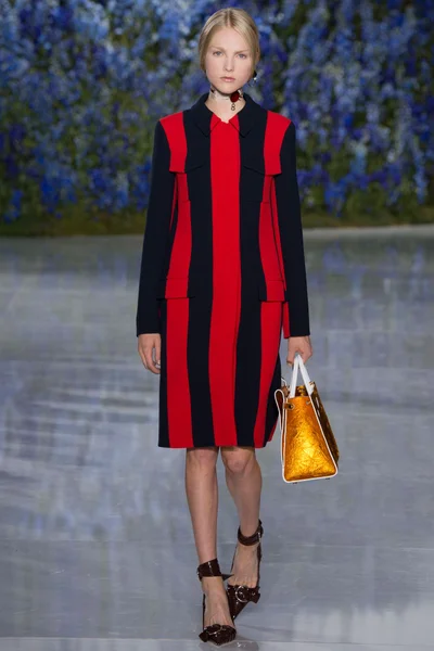 Look 36
